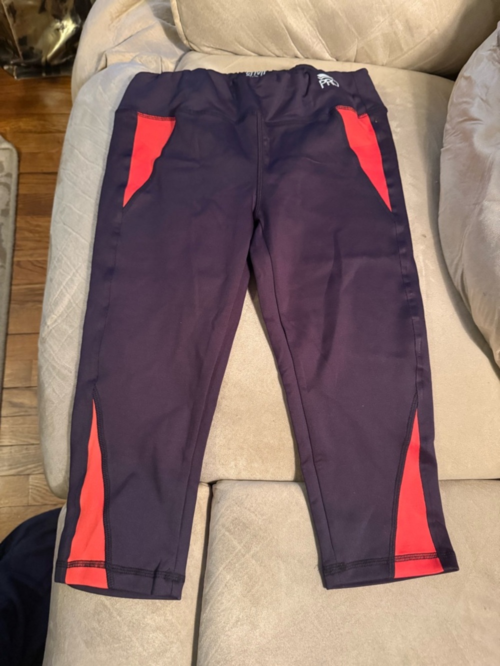 Brand new women’s activewear leggings